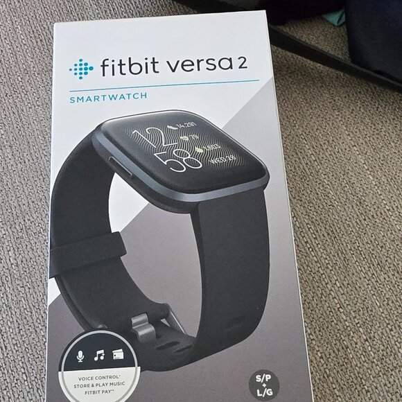Fitbit Versa Smartwatch, Small Blue EUC - Picture 1 of 5